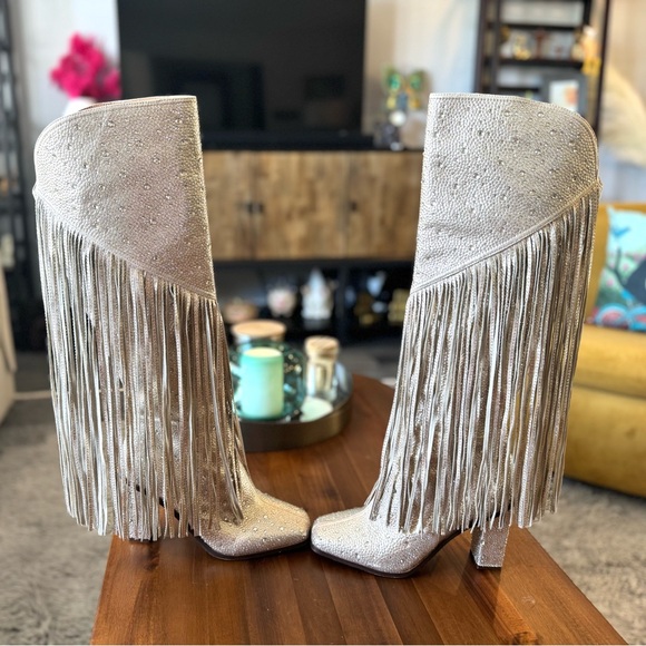 Jessica Simpson Asire2 Champagne Fringe Heeled Boots - Picture 5 of 13